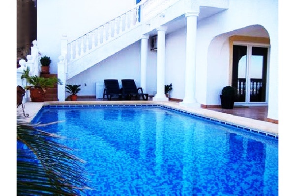 The luxurious pool surrounded by great terraces